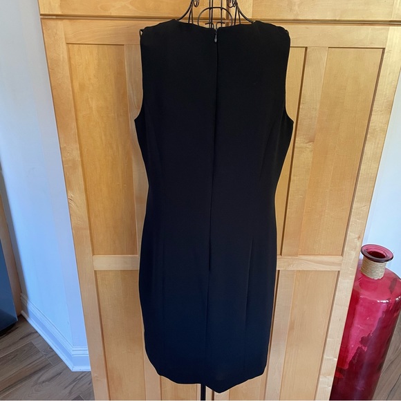 Jacqueline Ferrar black sleeveless fully lined fitted sheath Dress size 12 - Picture 5 of 9